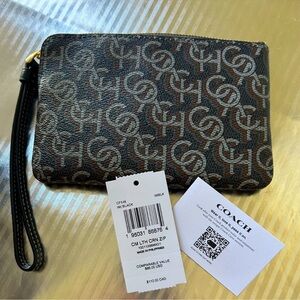 NEW w/tags Coach Wristlet Wallet